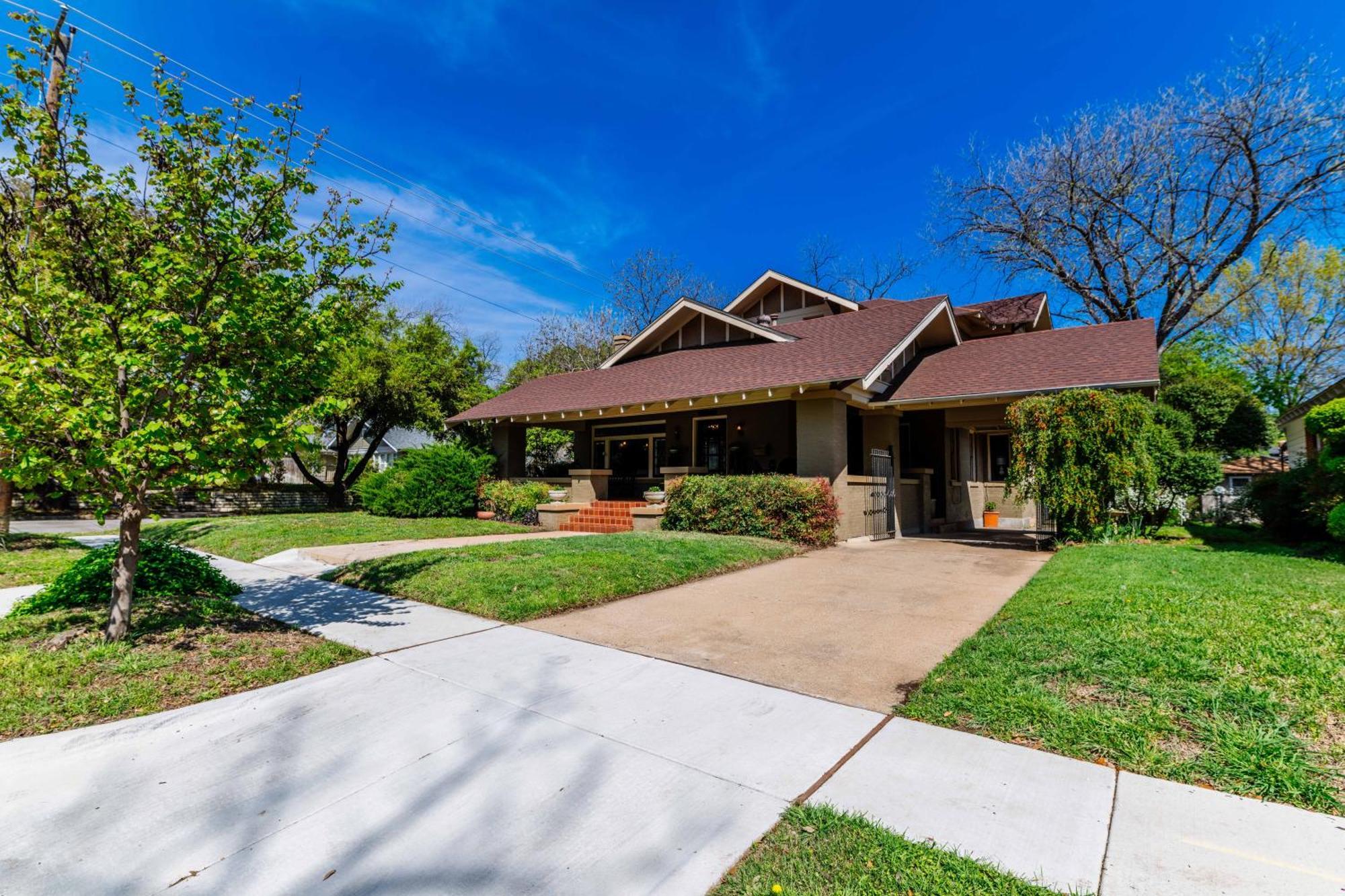 Vila Mistletoe Heights Bungalow Fort Worth Exteriér fotografie